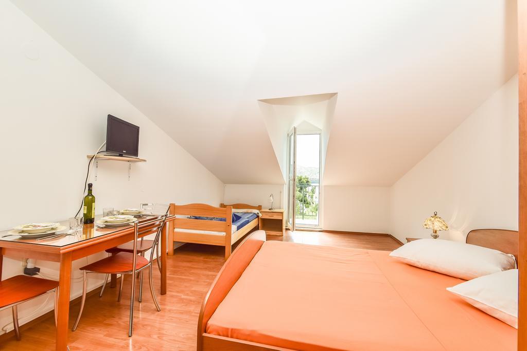 Apartments Zoricic ซาบอริซ ภายนอก รูปภาพ