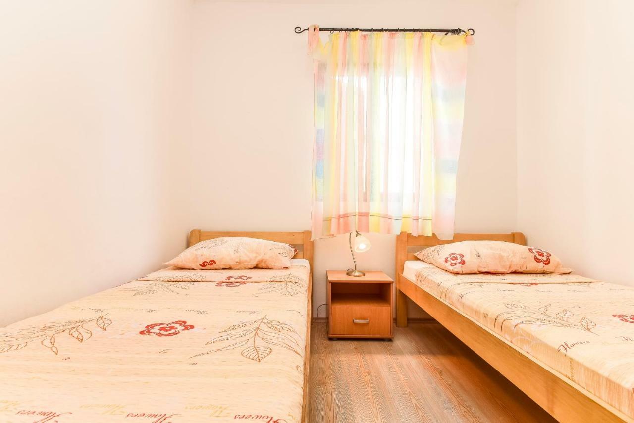 Apartments Zoricic ซาบอริซ ภายนอก รูปภาพ