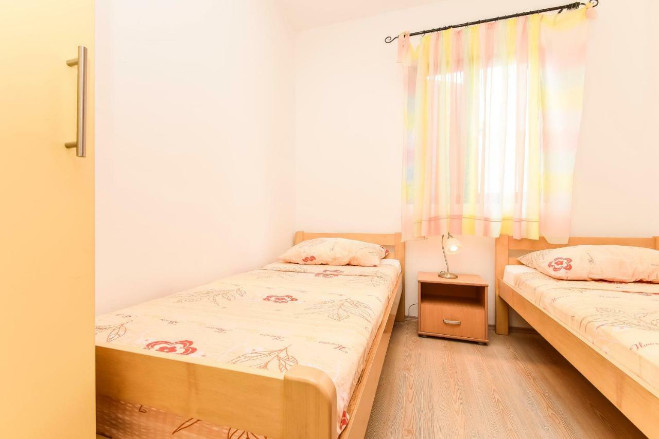 Apartments Zoricic ซาบอริซ ภายนอก รูปภาพ